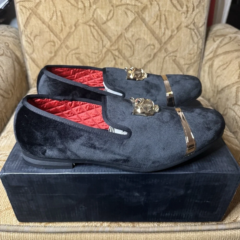 Valyrain Black Velvet Lion Head Loafers‎ Size 11 Excellent